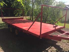 Trailer 5.4 x 2.4m - picture2' - Click to enlarge