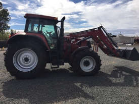 Case IH CVX1145 FWA/4WD Tractor - picture0' - Click to enlarge