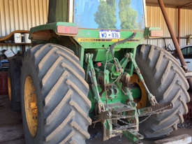 John Deere 4850 FWA/4WD Tractor - picture0' - Click to enlarge