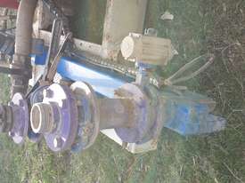 Hook truck or tilt tray water tank - picture0' - Click to enlarge
