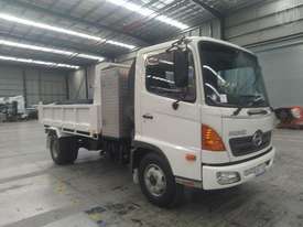 Hino FC - picture0' - Click to enlarge