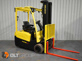 Hyster J1.8XNT Electric Forklift Sideshift Markless Tyres Low Hours 5200mm Lift Height - picture2' - Click to enlarge