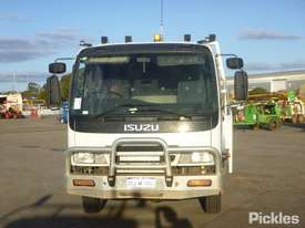 2005 Isuzu FRR500 - picture1' - Click to enlarge