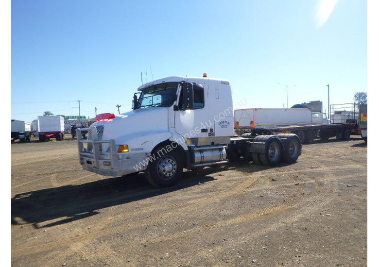 caption Volvo NH12 Primemover Truck