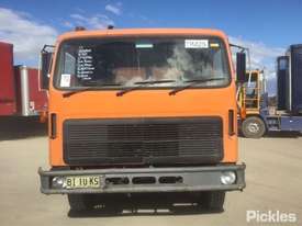 1990 International ACCO 1850D - picture1' - Click to enlarge