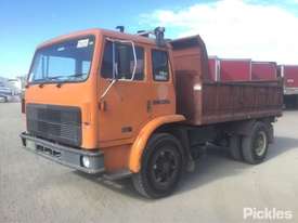 1990 International ACCO 1850D - picture2' - Click to enlarge