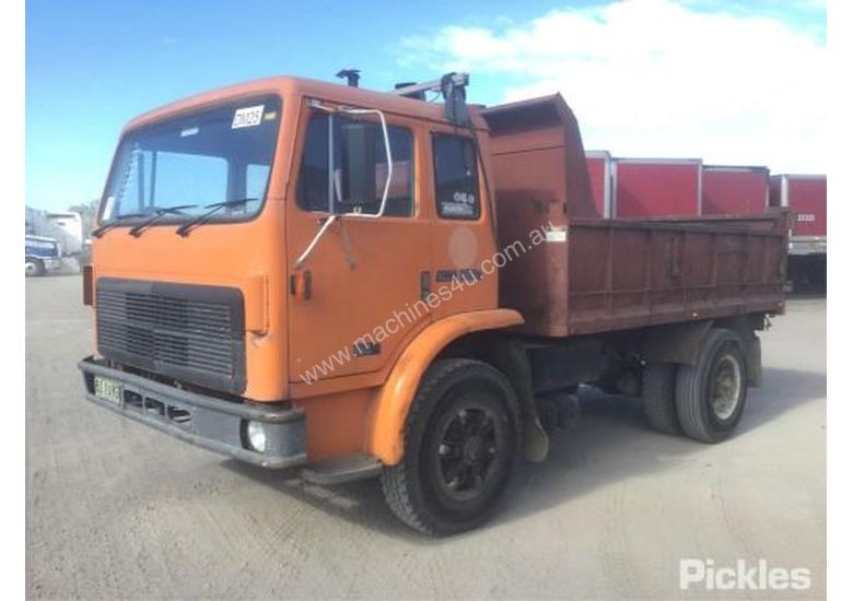 Buy Used international ACCO 1850D Tautliner Truck in , - Listed on ...