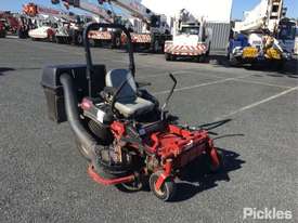 2015 Toro Z Master Professional - picture0' - Click to enlarge