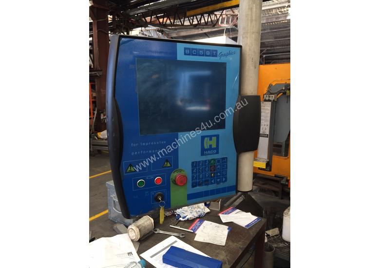 caption Haco Pressbrake 4.3m x 220 Ton
