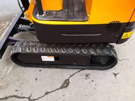 2018 UHI UME-10 Mini Excavator 950Kg ,Big Promotion Now! - picture2' - Click to enlarge