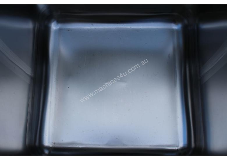 Used Stainless Steel Euro Bin Stainless Steel Tanks in , Listed on