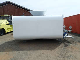 Unused Action Drop in Water Tank to Suit 6x4 Tipper - picture2' - Click to enlarge