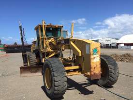 USED 2005 CAT 140H GRADER 15715 - picture2' - Click to enlarge