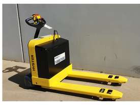 Hyster Battery Electric Pallet Truck - picture0' - Click to enlarge