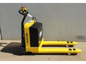 Hyster Battery Electric Pallet Truck - picture0' - Click to enlarge