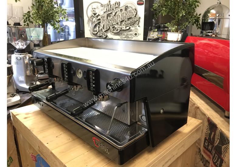 Used wega WEGA ATLAS EVD BLACK OR WHITE 3 GROUP ESPRESSO COFFEE MACHINE