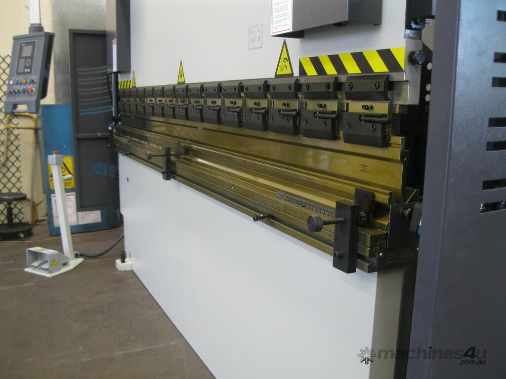 New 2022 ysd PPTK CNC Press Brakes in CLONTARF, QLD