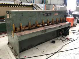 Acra Hydraulic Guillotine. 3mm x 2400mm capacity. Good condition. Quick sale. - picture0' - Click to enlarge