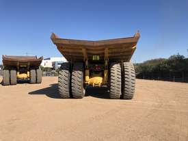 Komatsu 785-3 Dump Truck - picture2' - Click to enlarge