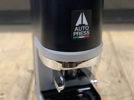 AUTO PRESS AUTOMATIC BRAND NEW BLACK ESPRESSO COFFEE TAMPER TAMPING MACHINE - picture0' - Click to enlarge