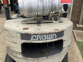 Crown CG25-3 LPG Container Mast Forklift For Sale - picture2' - Click to enlarge