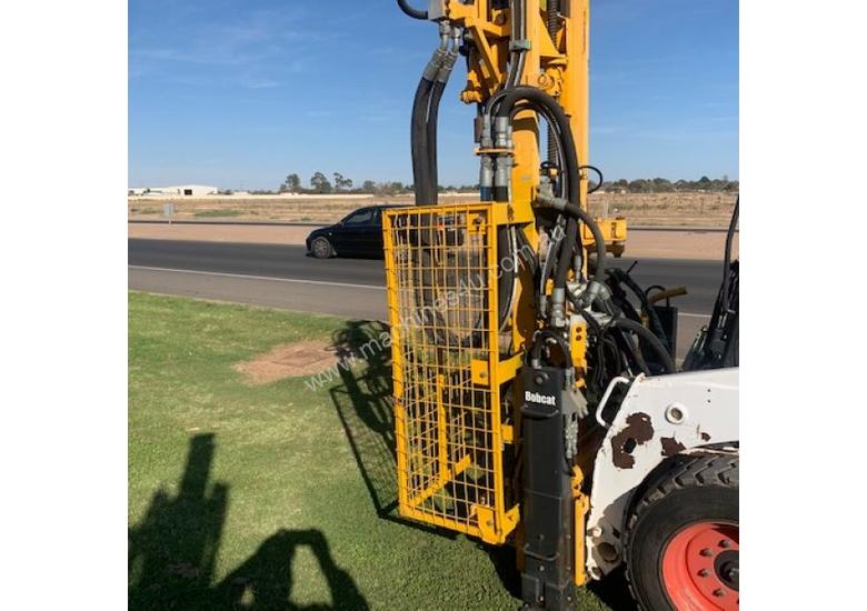 Used Melvelle Engineering Corp Melville drill mast Skid Steer