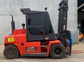 Kalmar 6t Fully Enclosed Cab  - picture1' - Click to enlarge