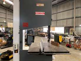 Socomec SN900 Bandsaw - picture0' - Click to enlarge