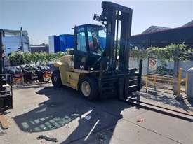Good Condition Used 12Ton Forklift  - picture0' - Click to enlarge