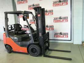 TOYOTA 32-8FG18 LPG GAS FORKLIFT CONTAINER MAST - picture2' - Click to enlarge