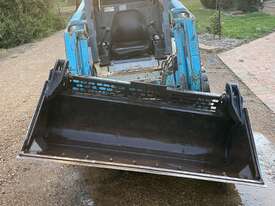 Skid steer bucket - picture2' - Click to enlarge