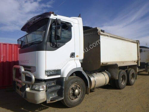 Mack QANTUM Tipper Truck