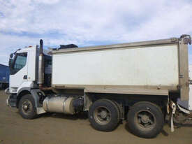 Mack QANTUM Tipper Truck - picture0' - Click to enlarge