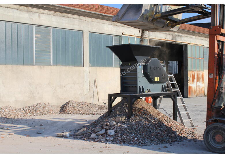 New CM Crushing Electric Mini Jaw Crusher Mobile Jaw Crusher in