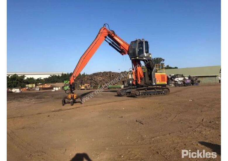 caption 2012 Hitachi ZX240LC-3