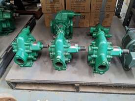  Gear Oil Pumps (200l/m) suitable for transporting liquids without solid particles or fibres - picture0' - Click to enlarge