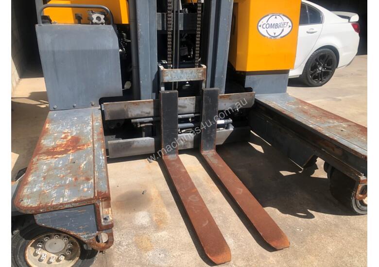 caption 4.0T LPG Multi Directional Forklift