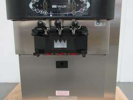 Taylor C722 Ice Cream Machine - picture0' - Click to enlarge