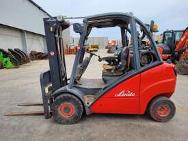 LINDE H30 3.0T FORKLIFT WITH CONTAINER MAST, 4.65m LIFT AND LOW 2750 HOURS - picture2' - Click to enlarge