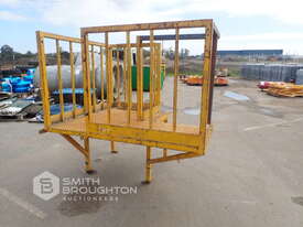 L SHAPED ACCESS PLATFORM - picture0' - Click to enlarge