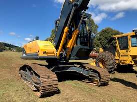 Used 2015 Hyundai R210LC-9 HC Excavator with Rotobec F65HD Grapple - picture1' - Click to enlarge