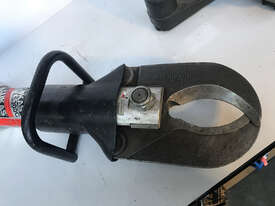 Lukas Hydraulic Cutters Hydraulic Rescue Shears LS300C - Used item - picture2' - Click to enlarge