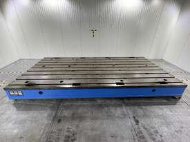 STOLLE - T-slotted floorplate - picture0' - Click to enlarge