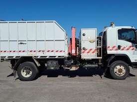 Isuzu FTS800 - picture1' - Click to enlarge