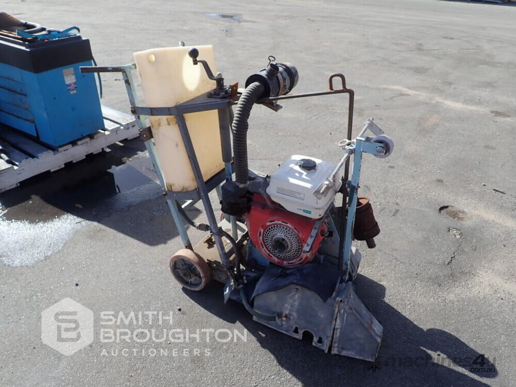 Used PETROL ROAD SAW Concrete Saws in , Listed on Machines4u