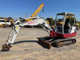 3.5t Excavator - Takeuchi TB235 - picture0' - Click to enlarge