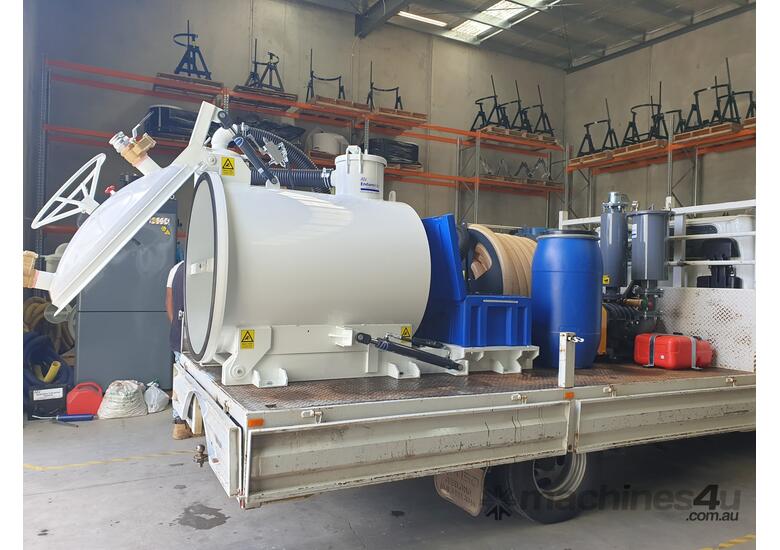 New endurovac INDUSTRIAL VACUUM TANK PACKAGES Industrial Vacuum