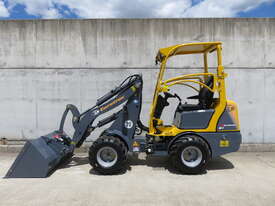 2022 Eurotrac W11 Mini Loader  - picture0' - Click to enlarge