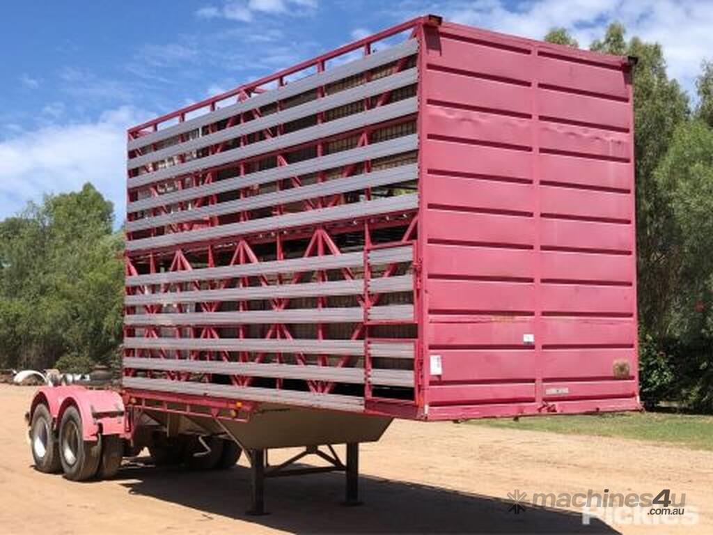 Used dickinson 1993 Dickinson Livestock Trailers in , Listed on