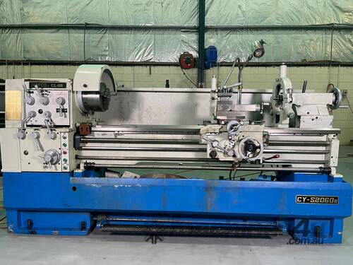 Hafco centre lathe - Model CL-68